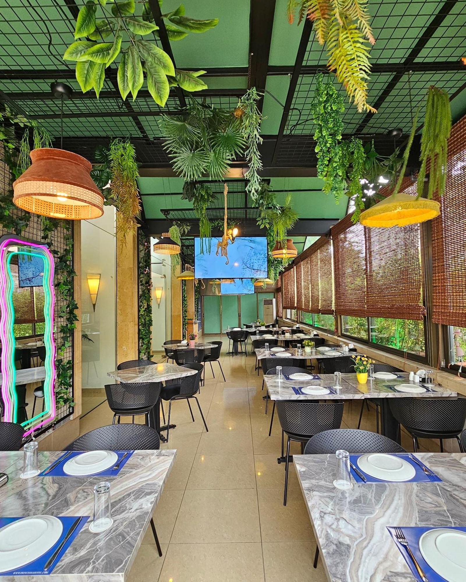 Princessa Hotel Jounieh Eksteriør billede